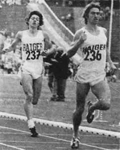 Doppelsieg über 1500 m für den TV Haiger bei den deutschen Meisterschaften 1973 im Müchner Olympiastadium durch Paul-Heinz Wellmann vor Thomas Wessinghage